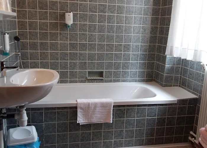 A La Ville De Nancy 호텔 2*